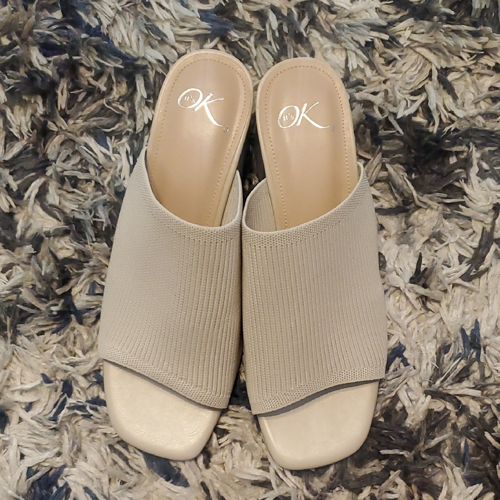 Women's Beige Slide Sandals